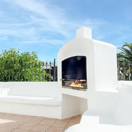 Villa Playa Blanca Sleeps 12 Pool Wifi Playa Blanca