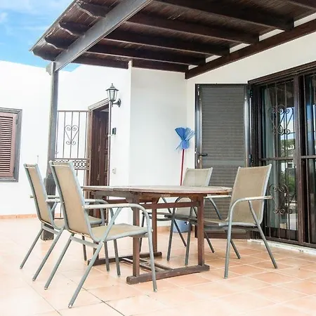 Playa Blanca Sleeps 12 Pool Wifi Playa Blanca